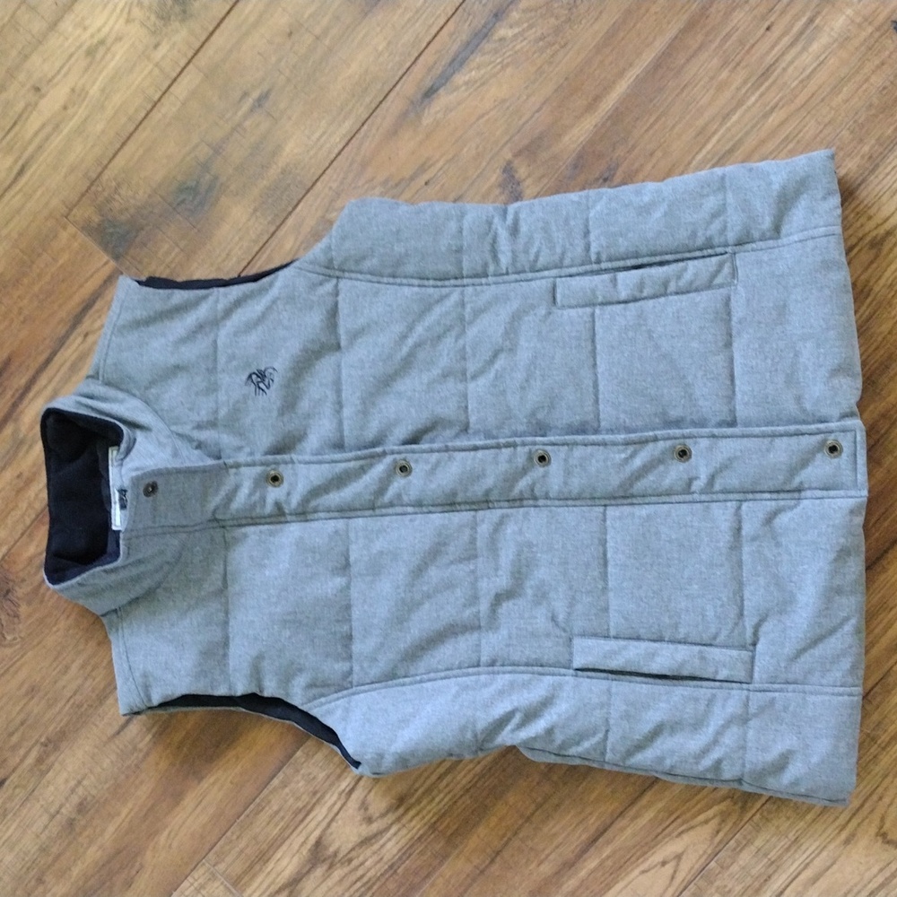 Legendary whitetails vest women's size M